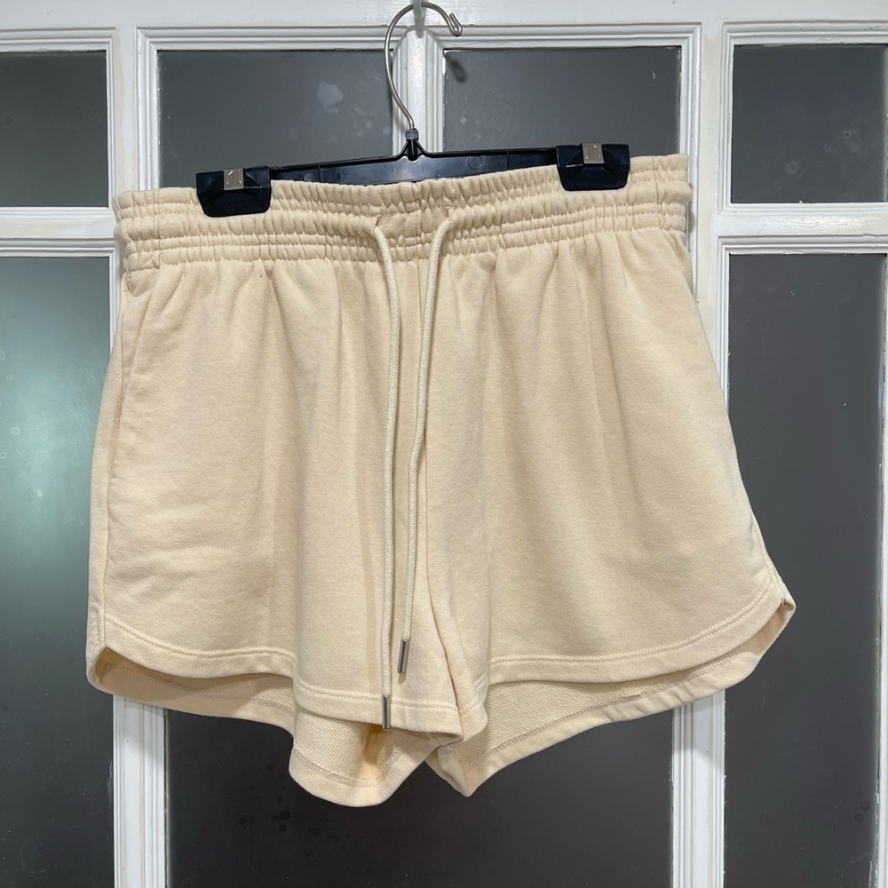 H&M Cream Elastic Waist Athletic Shorts
